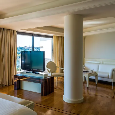 Don Cesar Отель Порто-Веккьо